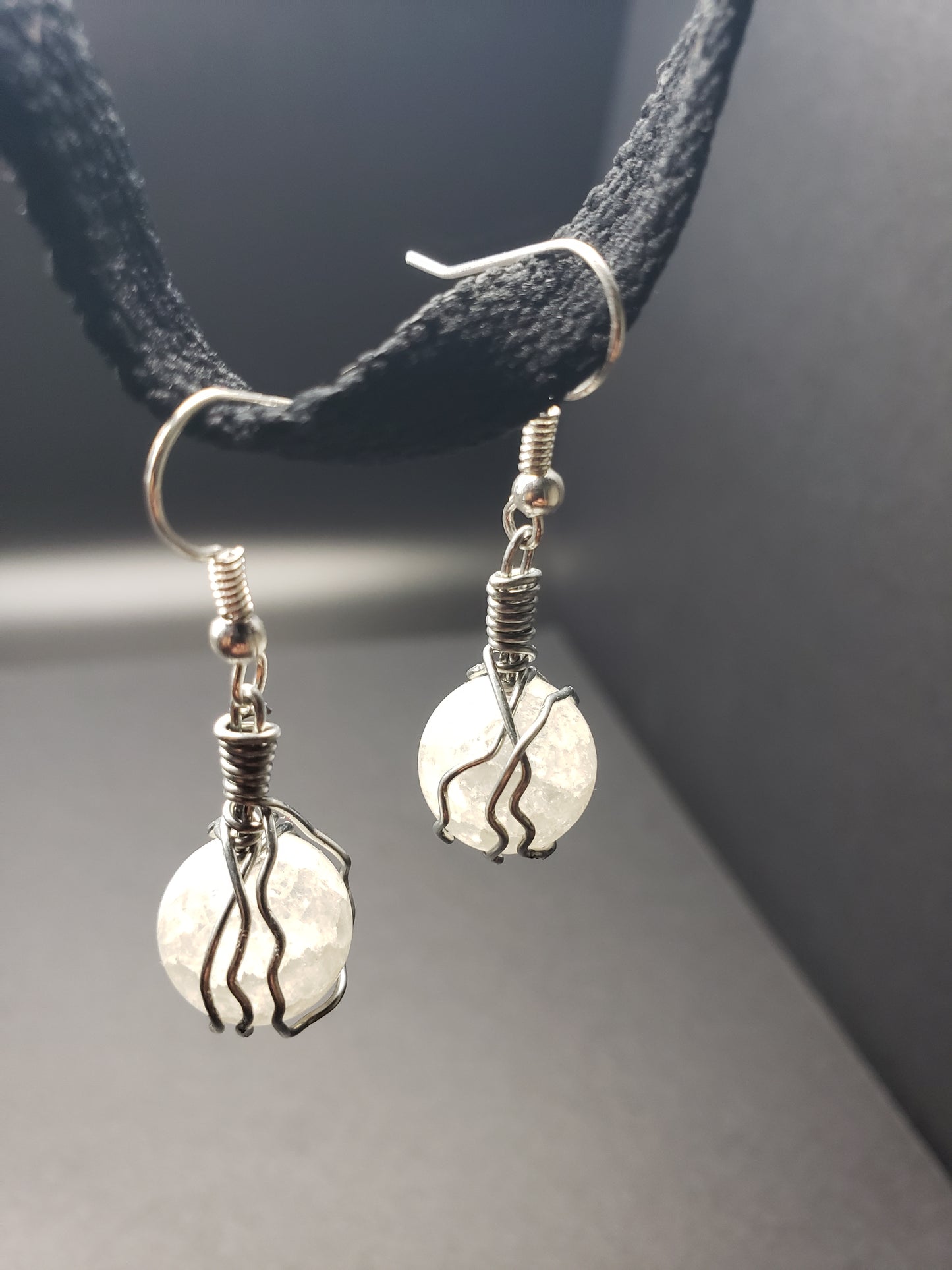 Clear quartz ball earings
